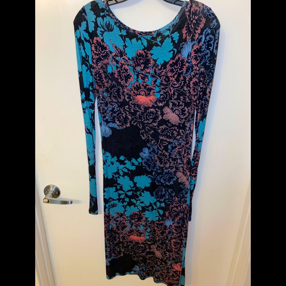 BCBG MAXAZRIA Midi Floral Dress